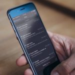 「iPhone Xでダークモード」はかなりバッテリー消費を節約できる